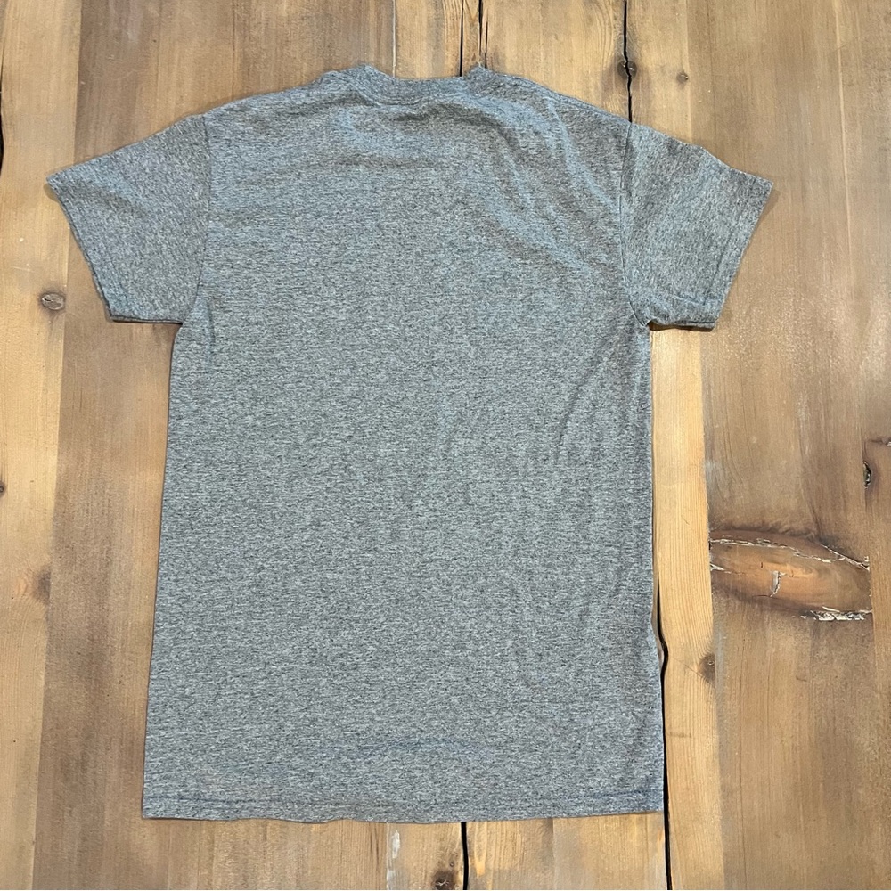 Ford Mustang Gray Short Sleeve Men’s T- Shirt - Picture 4 of 4